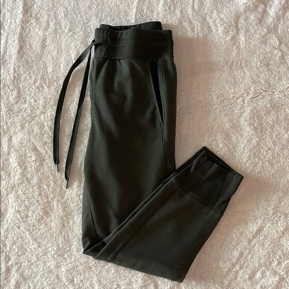 Danskin Green Track Pants with Ribbed Waistband and Tapered Leg